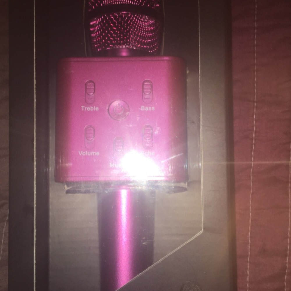 Microphone
